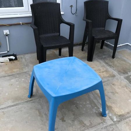 2 Bedroom Apartment Плимът Екстериор снимка